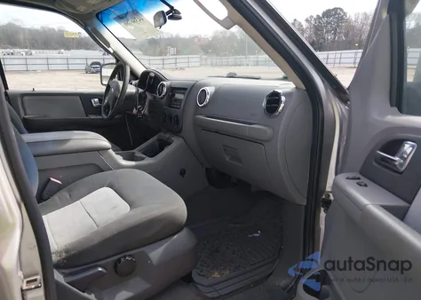 2005 Ford Expedition Xlt z USA, uszkodzony, nr VIN 1FMPU15565LA06156